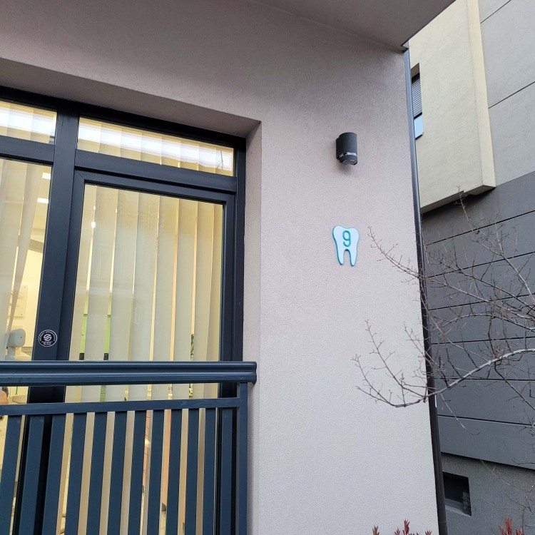 Broj za zubarsku ordinaciju