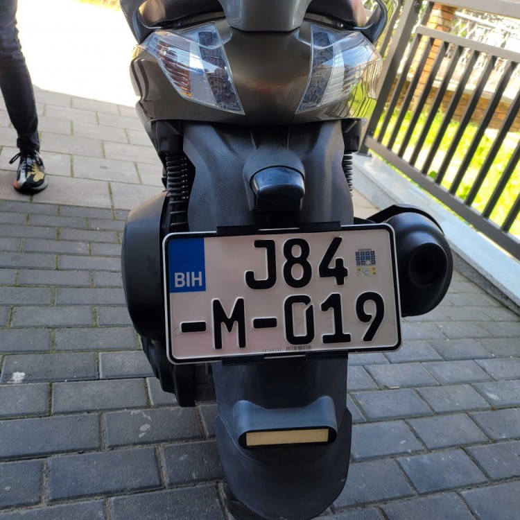 Nosači tablice za skutere