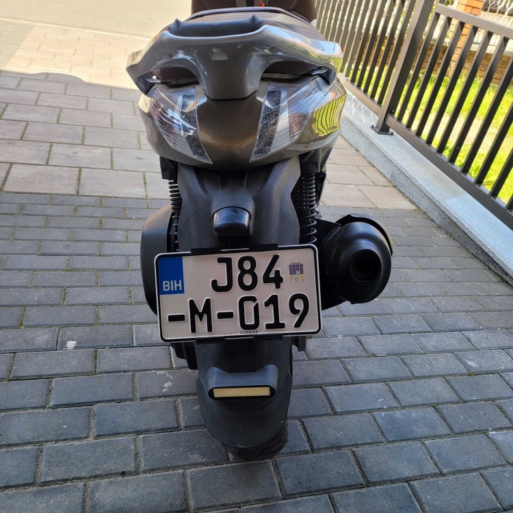 Nosači tablice za skutere